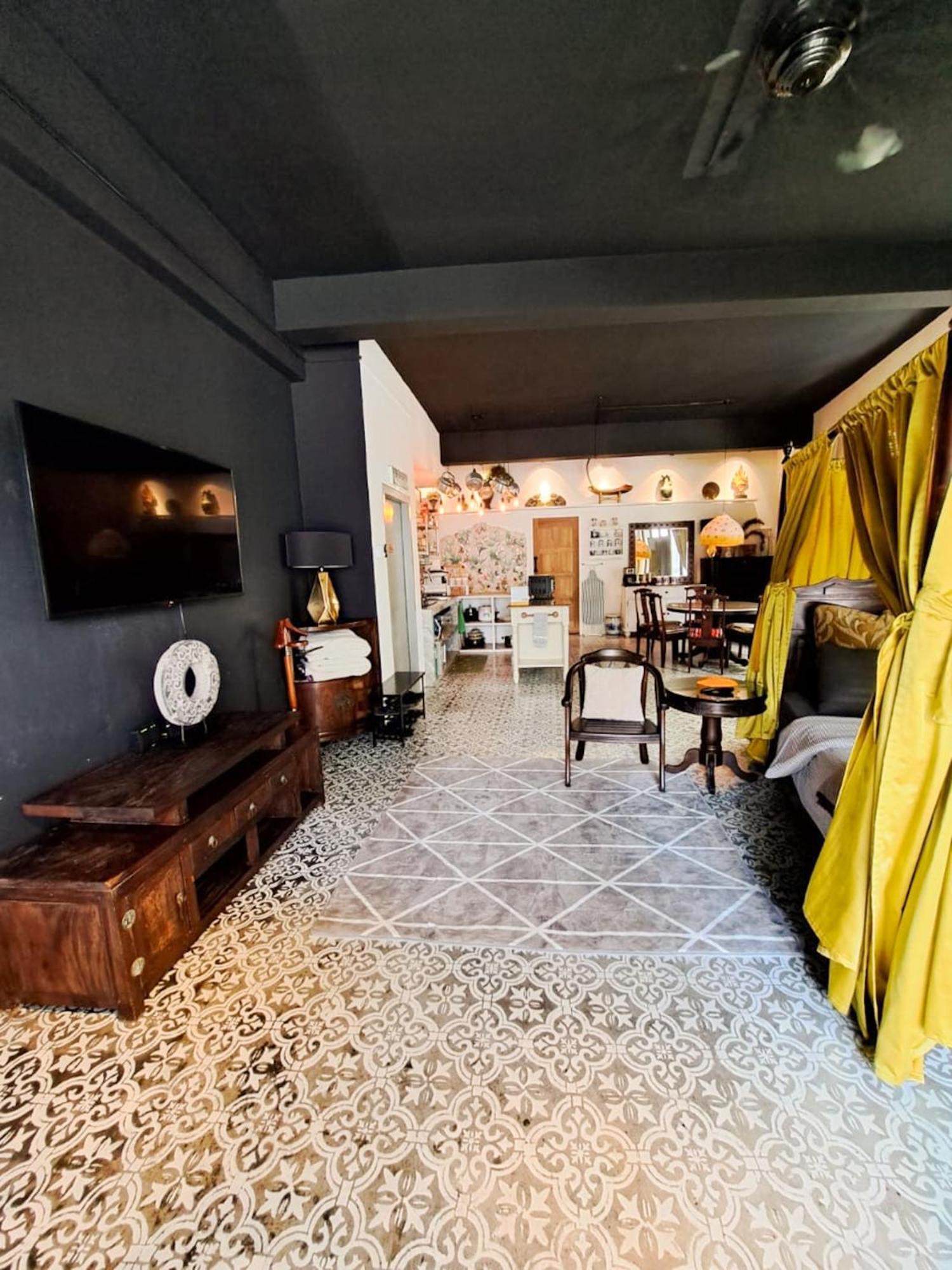 Clocktower 2 Homestay 2-7 Pax At Brinchang, Cameron Highlands Bagian luar foto